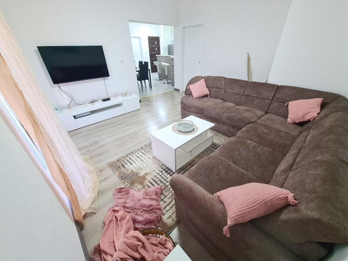 Apartment Three Roads Башка-Вода Экстерьер фото